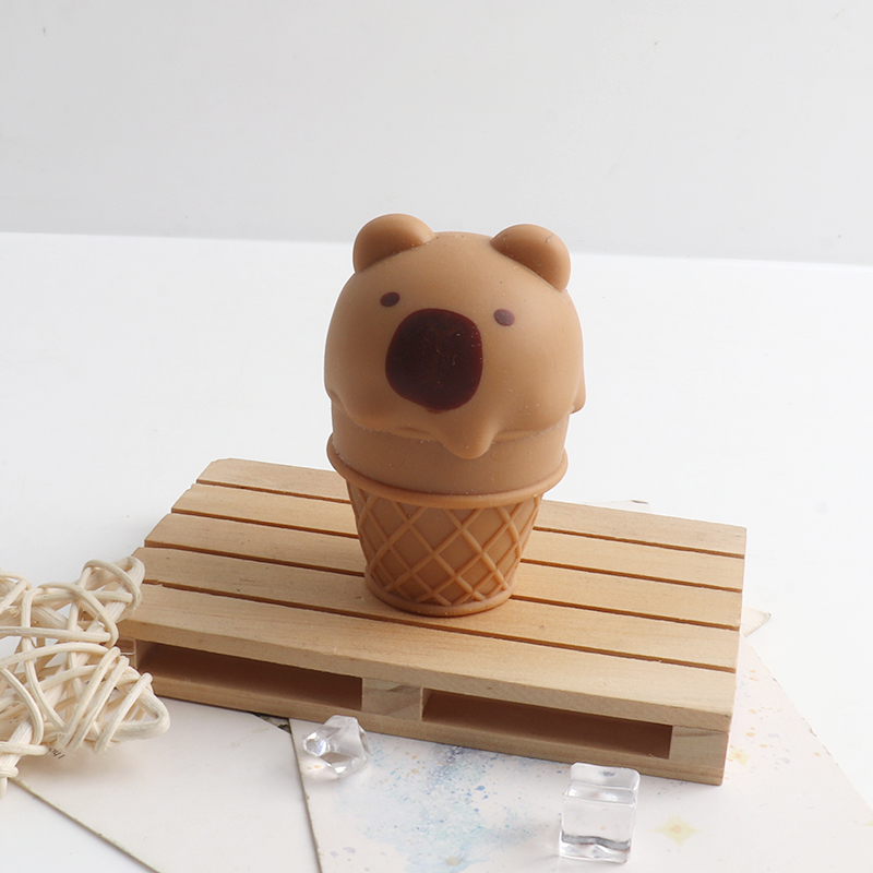 Fluid Ice Cream Piggy